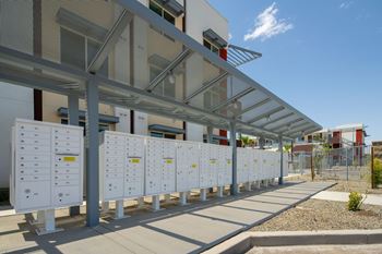 Convenient on-site parcel management system